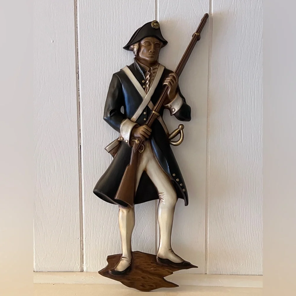 Colonial Soldier Cast Metal Wall Art in 1960s, 🇺🇸Made